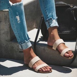 Vici Collection - Hydra Sandal - Beige